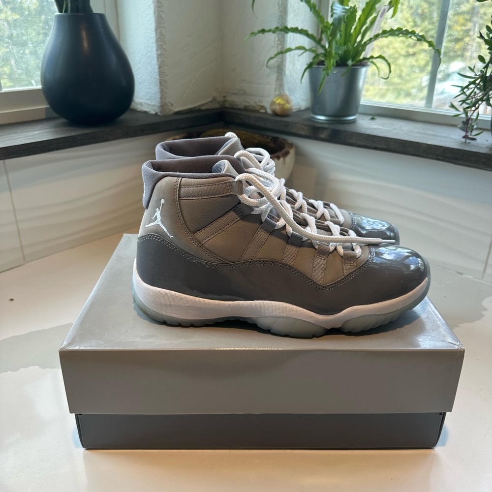 Jordan 11 cool grey (2021)